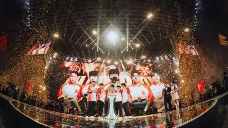 体育社区中赛事讨论如何形成长期交流氛围